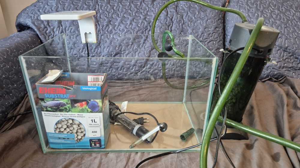 Set acvariu gata de folosit