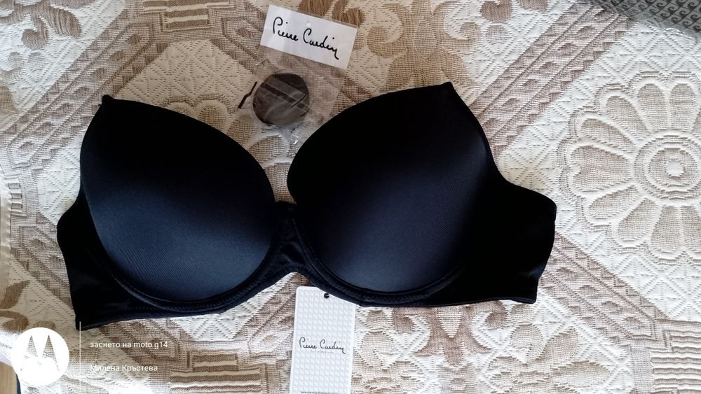 Сутиен 90В чисто нов