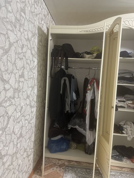 Продам шкаф 350000 тг