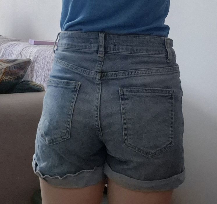 Джинсовые женские шорты
