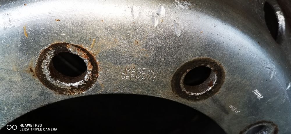 Продам диски на прицеп 120