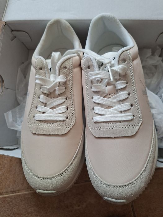 Нови дамски сникърси  Calvin klein,  Replay, Deezee