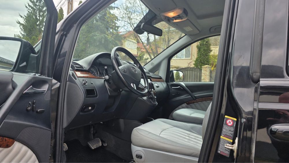 Mercedes Viano Luxury * An 2012 * 7 Locuri * 3.0 Automat *