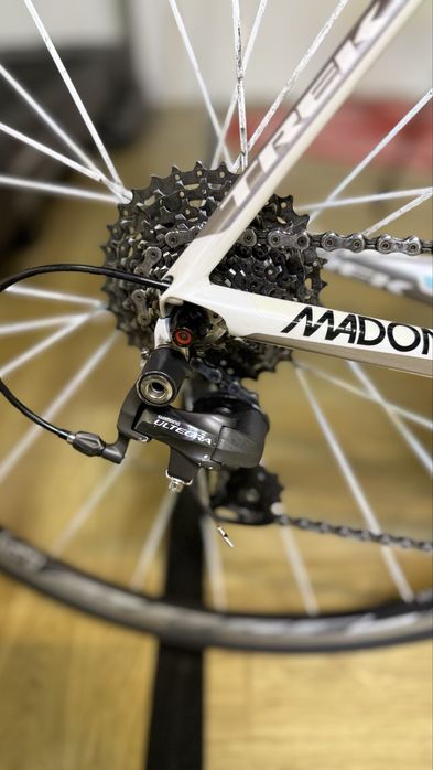 Cursiera Trek Madone 5.2 full carbon