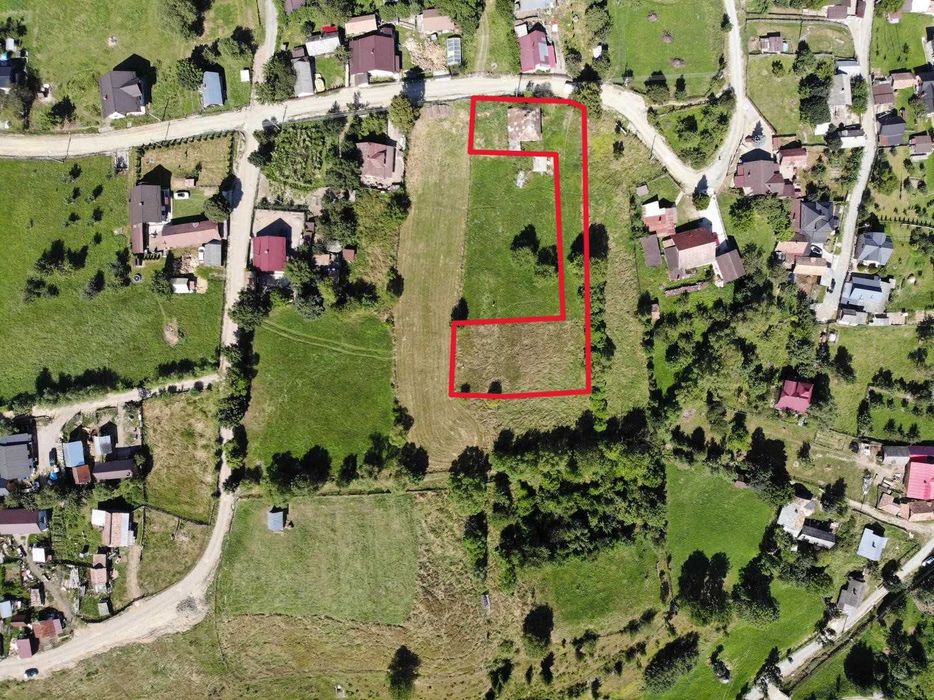 Teren intravilan 1.804 mp cu panoramă deosebită în Câmpulung Moldovenesc