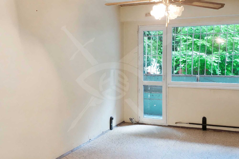 Продава се Тристаен апартамент в Бургас, Изгрев - 90 кв.м за 1689 €/кв.м - Снимка #5