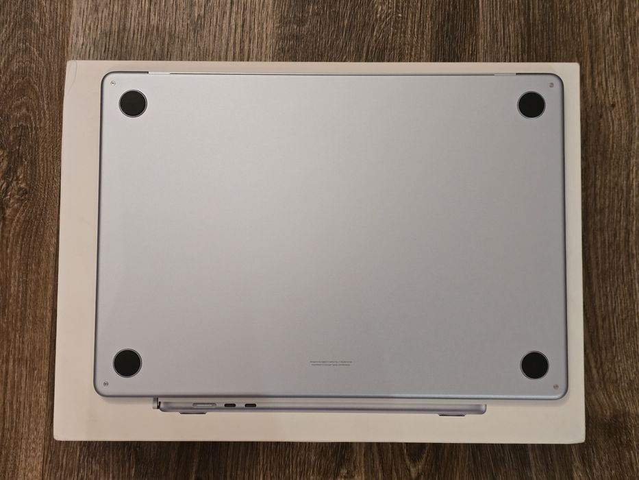 MacBook Air 15 M4 16/256 2 цикла