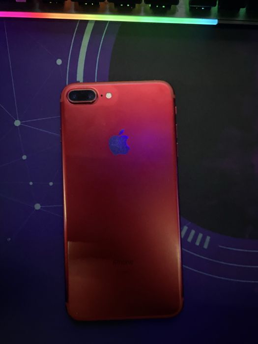 Iphone 7plus + red