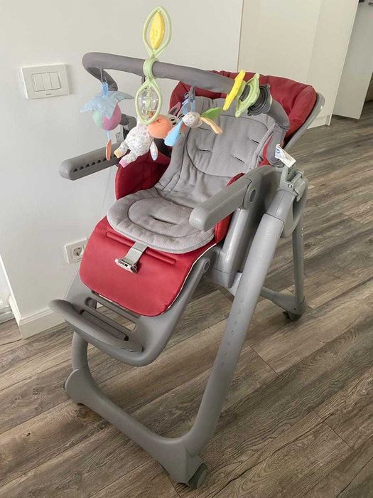 Scaun de masa Chicco Polly Magic Relax, Red Passion, 6luni+