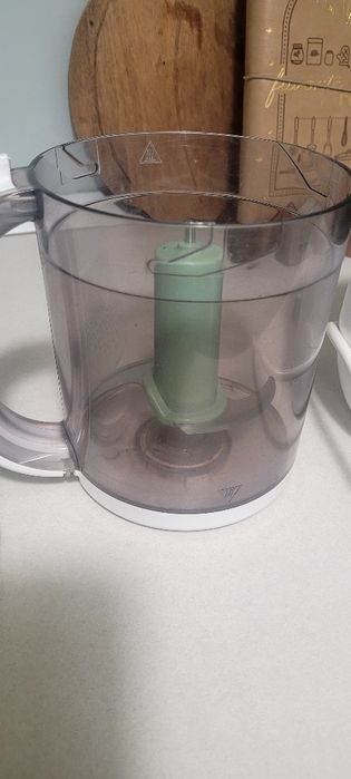 Blender si aparat de gatit la abur 4 in 1