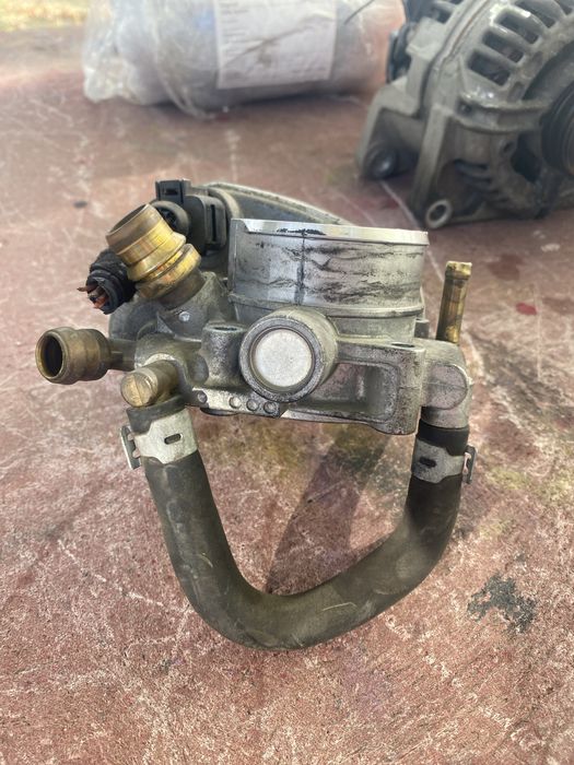 Дроселова клапа за опел астра хаш зафира б 1.6 115 кс