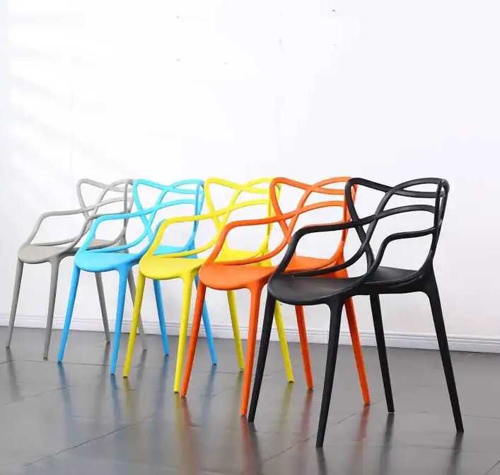 Трапезен стол Виена черен