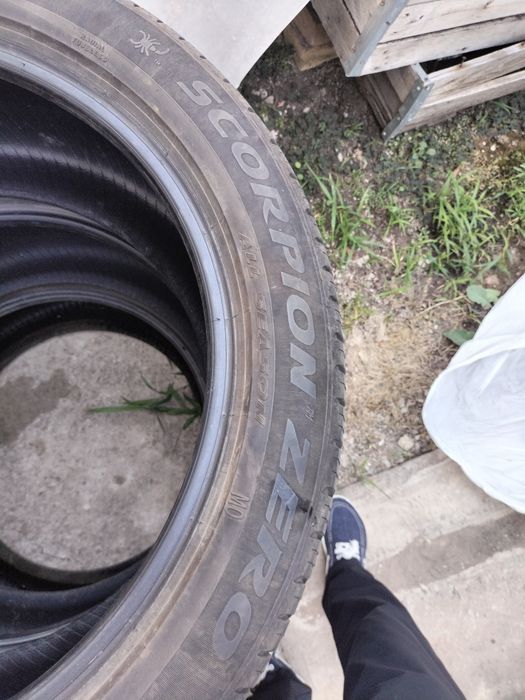 Продам пару балонов