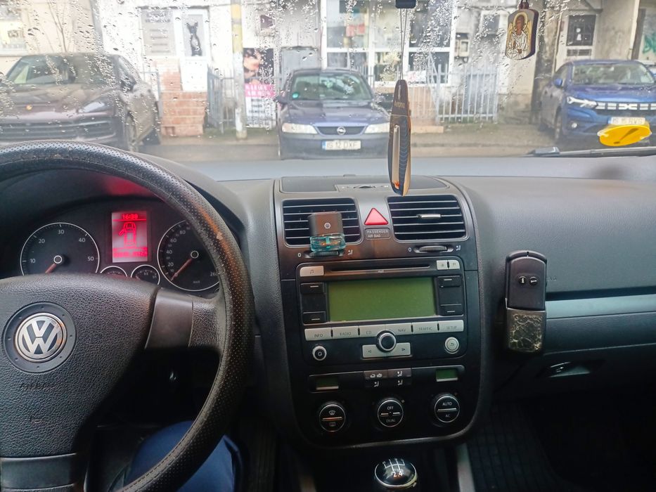 Volkswagen Jetta 2008, motor BLS 1,9