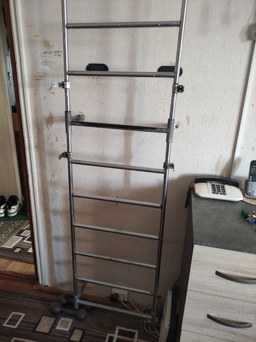 Спортивный инвентарь (шведская стенка)