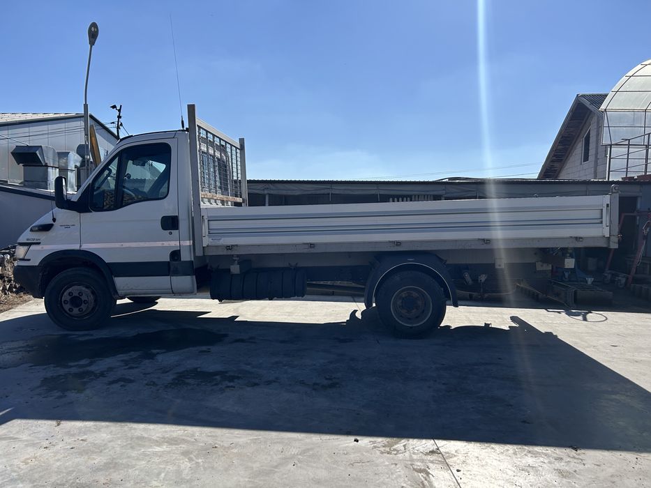 Transport camion 7,5 tone cu macara si basculabil 3,5 tone
