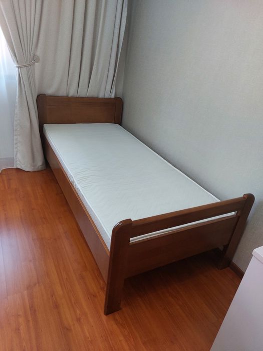 Продам матрас 2м на 0,9м
