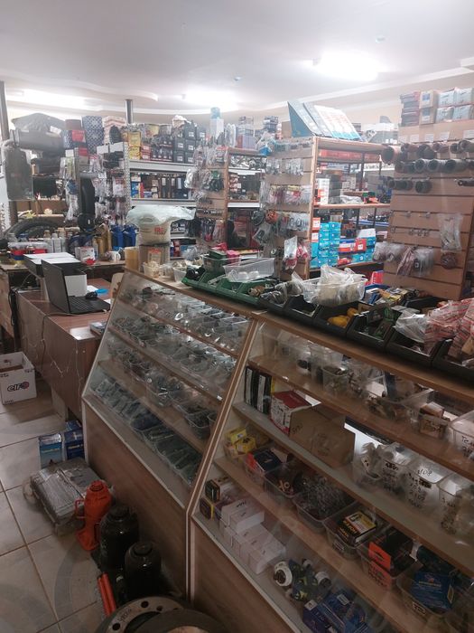 Продается  магазин +дом