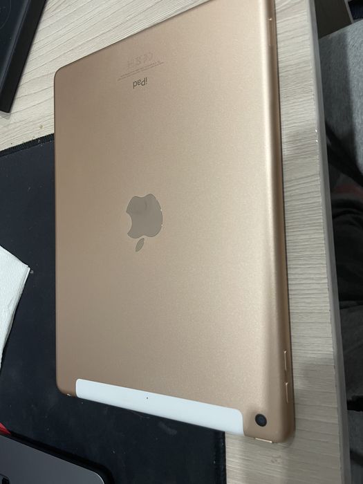 IPad 6th поколения, 128гб