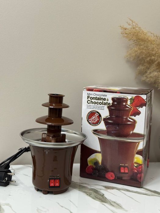 Фонтан шоколадный Фондю Mini Chocolate Fondue Fountain