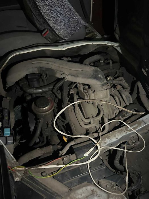 Автомобиль "ТОЙОТА HI-ACE"