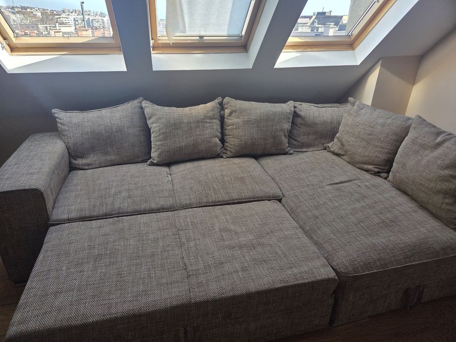 Разтегателен диван