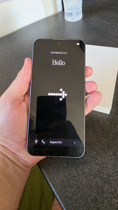 Vand telefon mobil Nothing Phone(2), 256GB, 12 GB
RAM, 5G, Dark Grey [A10400026