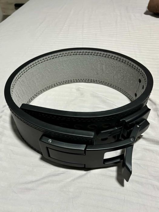 пояс для паверлифтинга