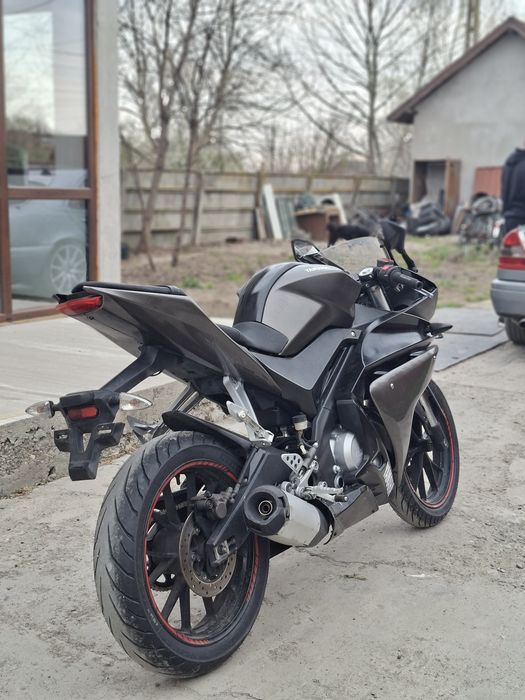 Vând Yamaha yzf r125 2014