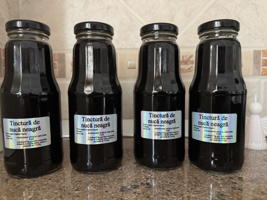 Tinctură de nucă neagră