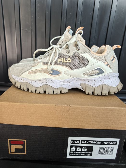 FilA / Фила /  Оригинални дамски маратонки 40 номер