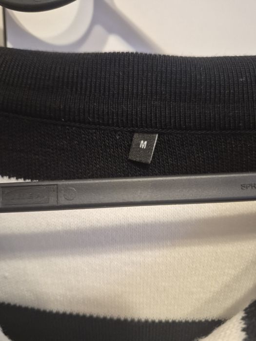 Bluza cu maneci trei sferturi marimea M