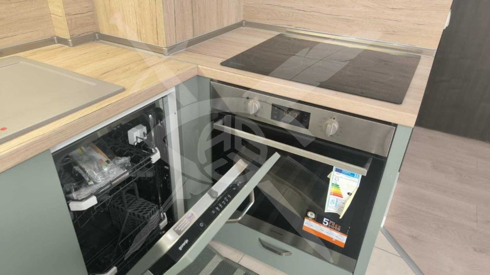 Дава се под наем Двустаен апартамент в Варна, м-т Траката - 74 кв.м за 580 € - Снимка #2