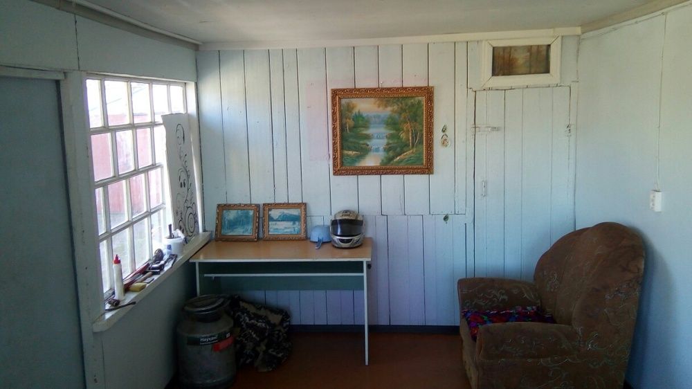 Продаю полу благоустроенный дом