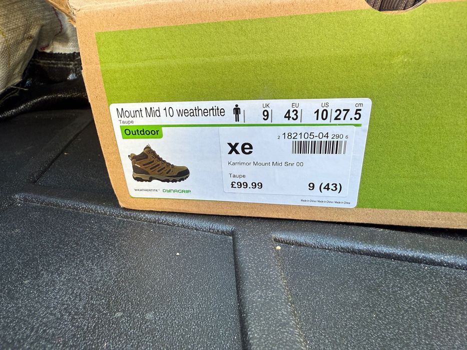 Обувки Karrimor чисто нови
