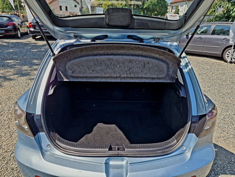 Mazda 3 1.6 Motorină Parc Auto Rate sau Cash