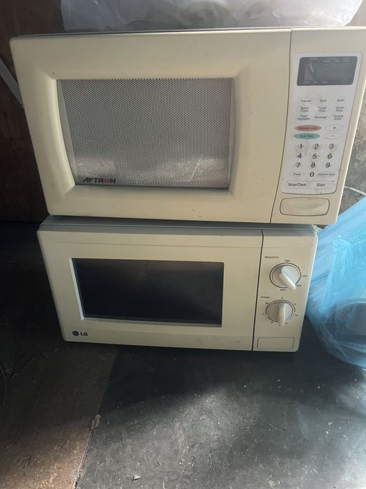 Продам микроволновые печи две