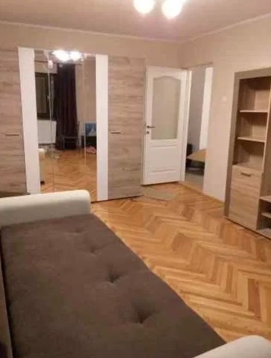 Inchiriez apartament 2 camerele  ,Mazepa 2 etaj 1