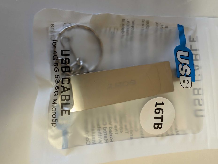 SONY 2TB USB 3.0 флаш памет