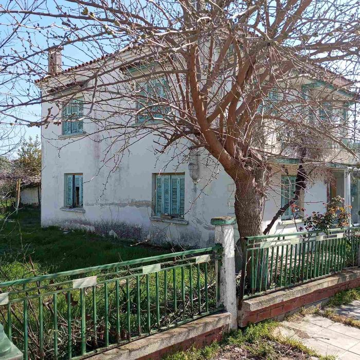 Дом за почивка и инвестиция близо до България