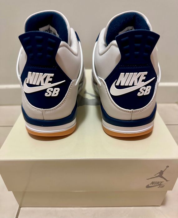 Air Jordan 4 Retro SB Navy