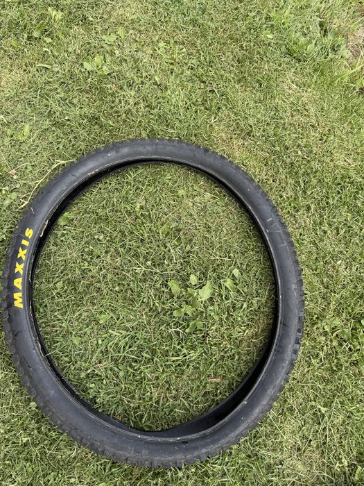 Maxxis Assegai and Maxxis Minion DHR ll