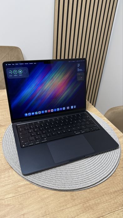 MacBook Air 13, M3, 8 GB, 256 GB SSD, Midnight