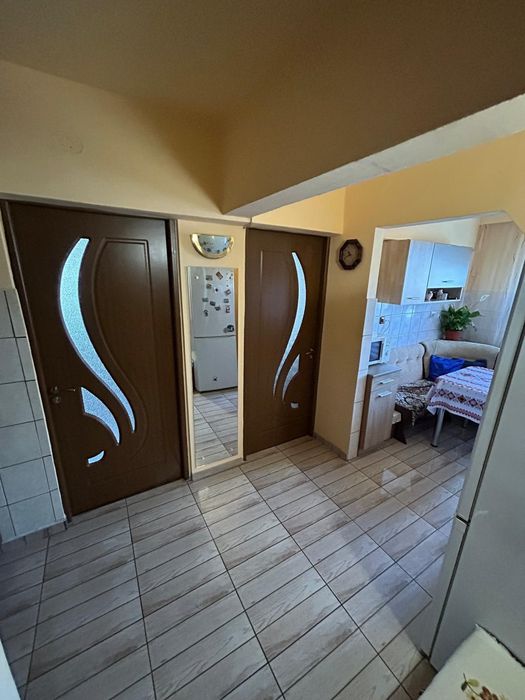 Vând apartament 2 camere, Deva, zona Mihai Viteazu