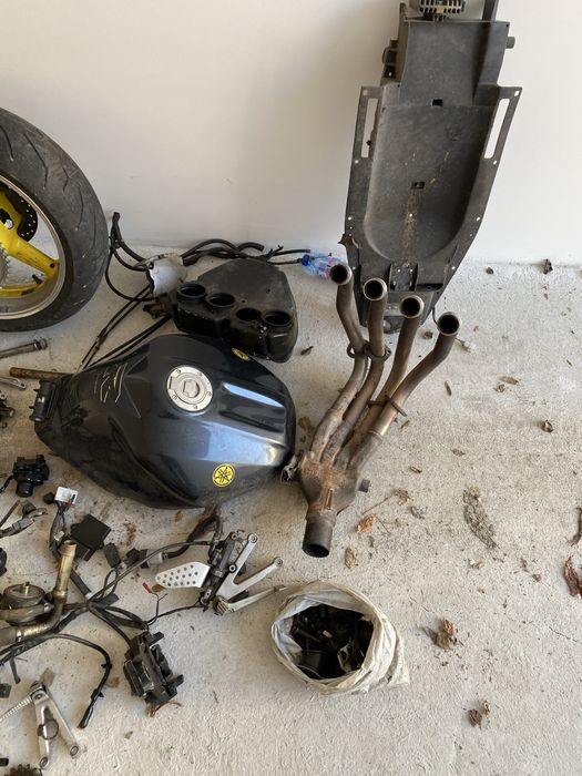 Yamaha R1 2000г. Части