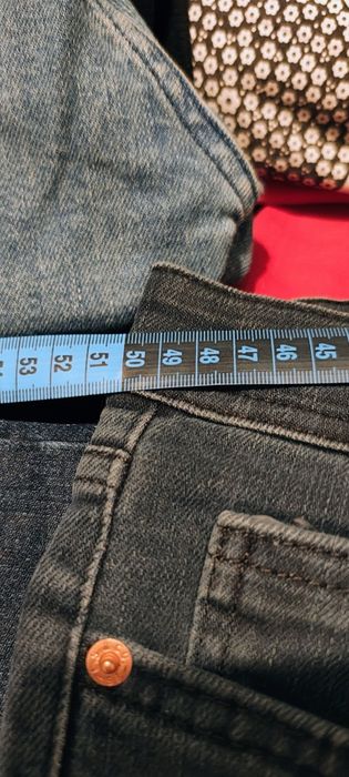 Blugi de bărbați diesel 50 cm talie