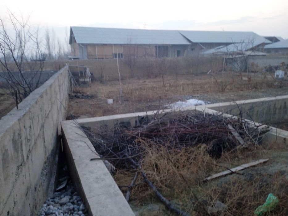 Участок земли размером в 4 соток