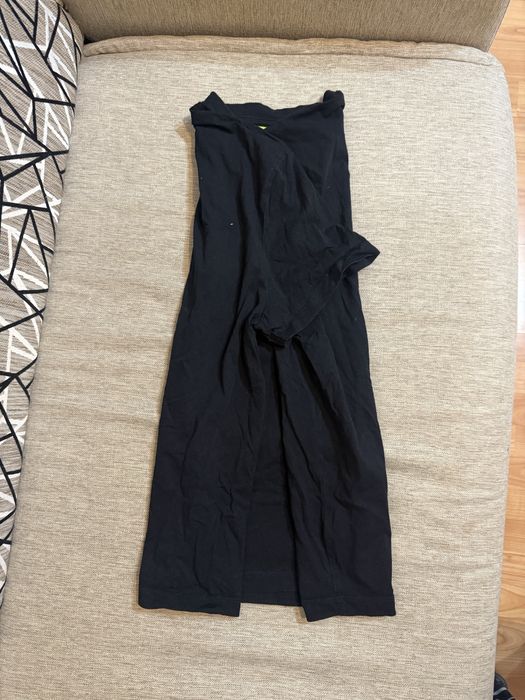 Tricou negru cu imprimeu color „Feeling Grinchy!”, mărimea XL