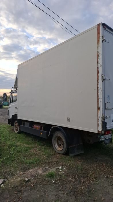 Продам мерседес рефрижератор