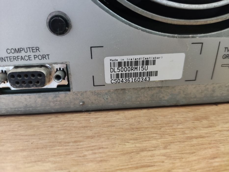 Ups APC dell smart 5000VA - nou fara baterii